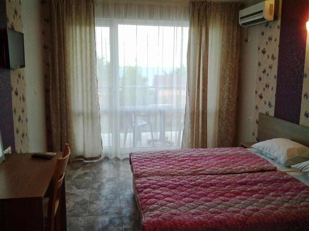 Morska Zvezda Guest House تشيرنوموريتس المظهر الخارجي الصورة